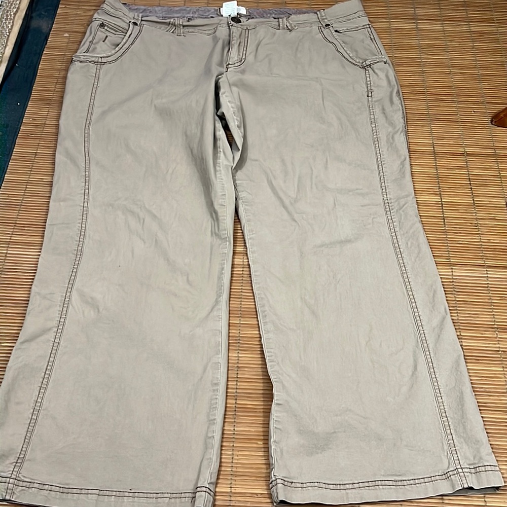 Maurices size 20, 98% cotton khaki jeans, casual, comfortable, pockets